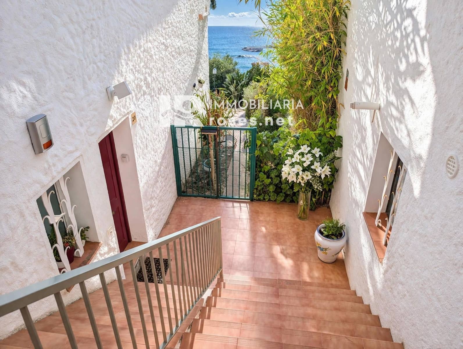 3 Zimmer Wohnung zu verkaufen in Roses mit Pool Garage - 670.000 € (Ref: 10078428)