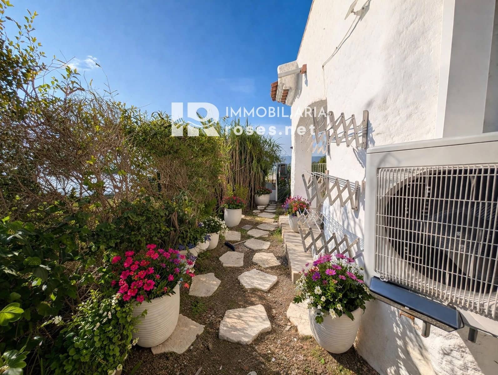 3 Zimmer Wohnung zu verkaufen in Roses mit Pool Garage - 670.000 € (Ref: 10078428)