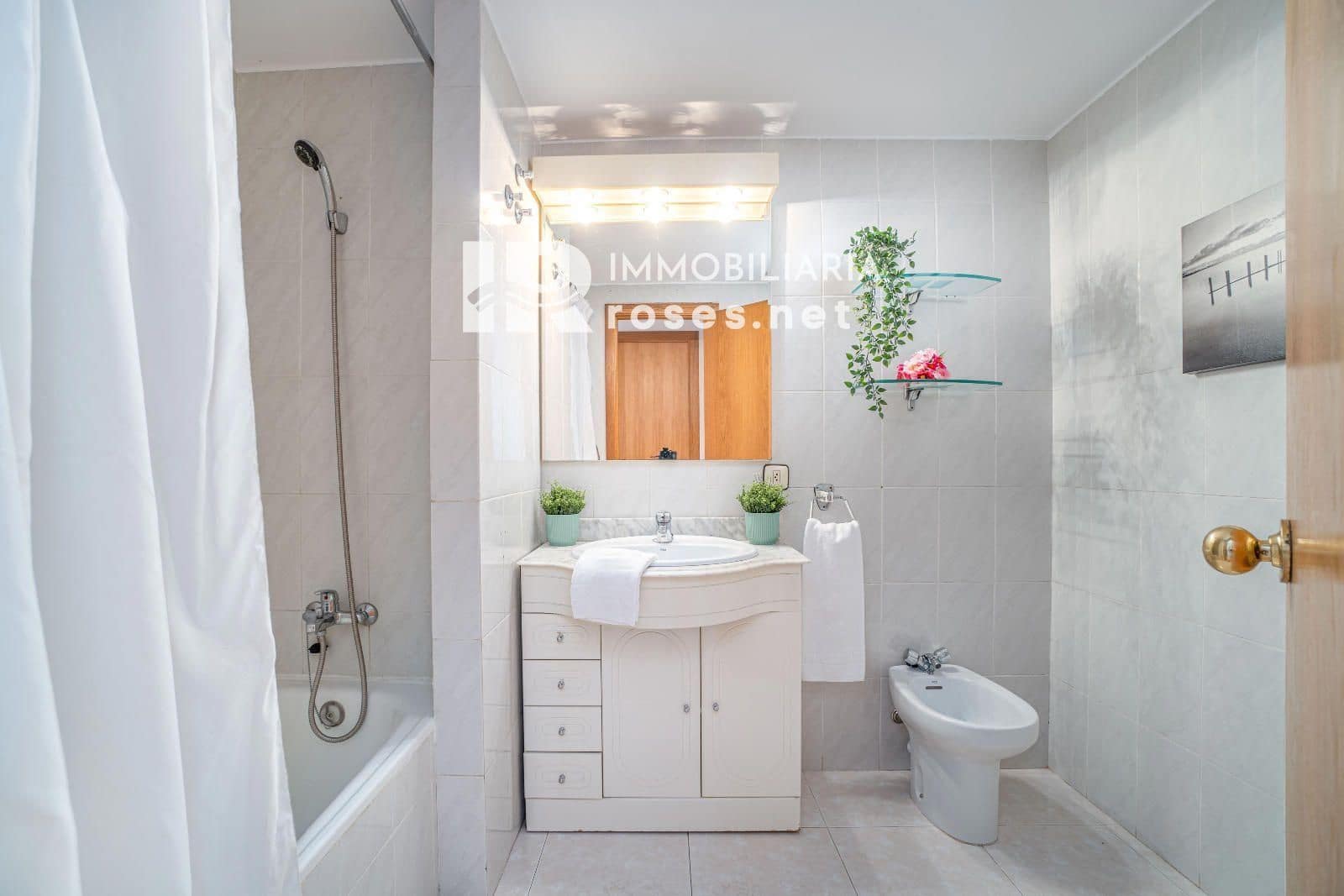 2 Zimmer Wohnung zu verkaufen in Empuriabrava mit Pool - 195.000 € (Ref: 10081595)