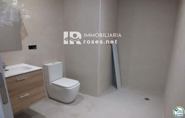 2 slaapkamer Flat te koop in Santa Margarida, Roses - € 382.000 (Ref: 10086584)