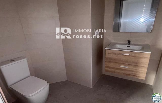 2 slaapkamer Flat te koop in Santa Margarida, Roses - € 382.000 (Ref: 10086584)