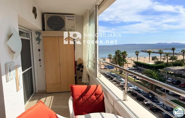 Piso de 2 habitaciones en Santa Margarida, Roses en venta con piscina - 220.000 € (Ref: 10091352)