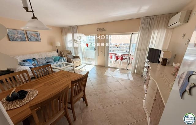 Piso de 2 habitaciones en Santa Margarida, Roses en venta con piscina - 220.000 € (Ref: 10091352)