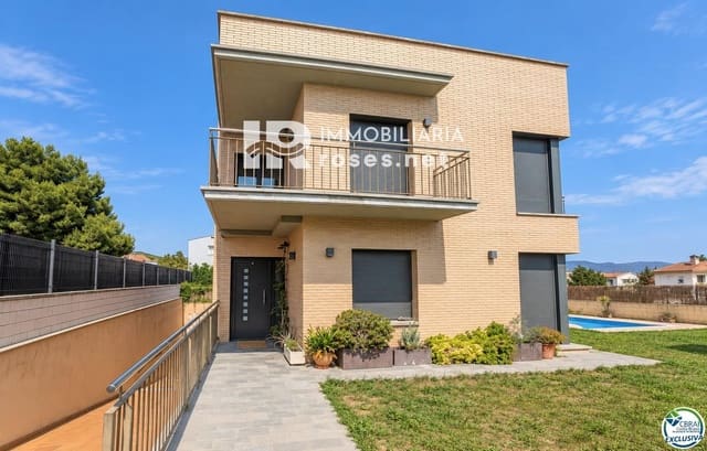 5 camera da letto Villa in vendita in Roses con piscina garage - 620.000 € (Rif: 10099159)