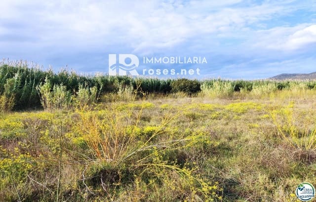 Tomt till salu i Torroella de Fluvià - 29 000 € (Ref: 10099160)