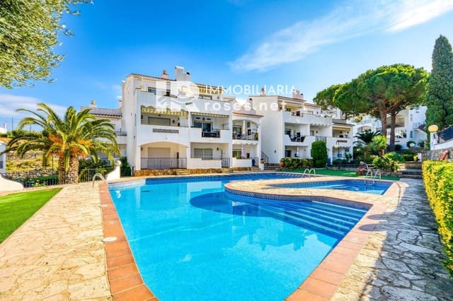 Piso de 1 habitación en Roses en venta con piscina garaje - 135.000 € (Ref: 10100552)