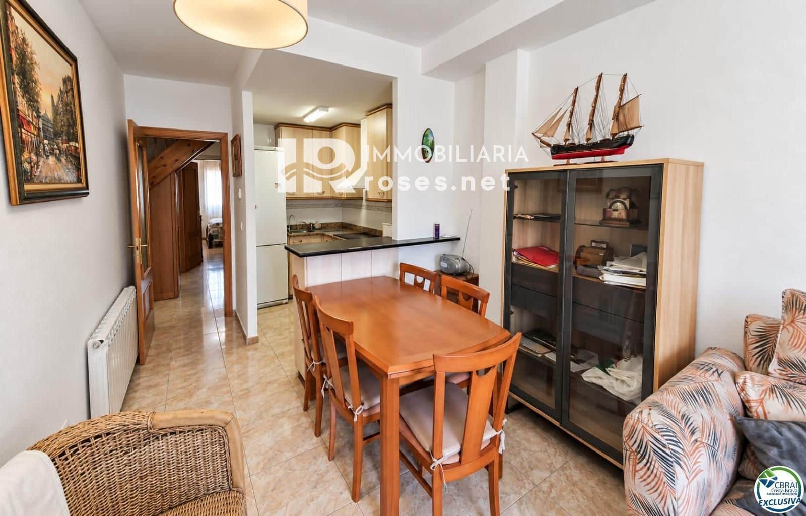 Piso de 3 habitaciones en Roses en venta con piscina garaje - 340.000 € (Ref: 10100553)