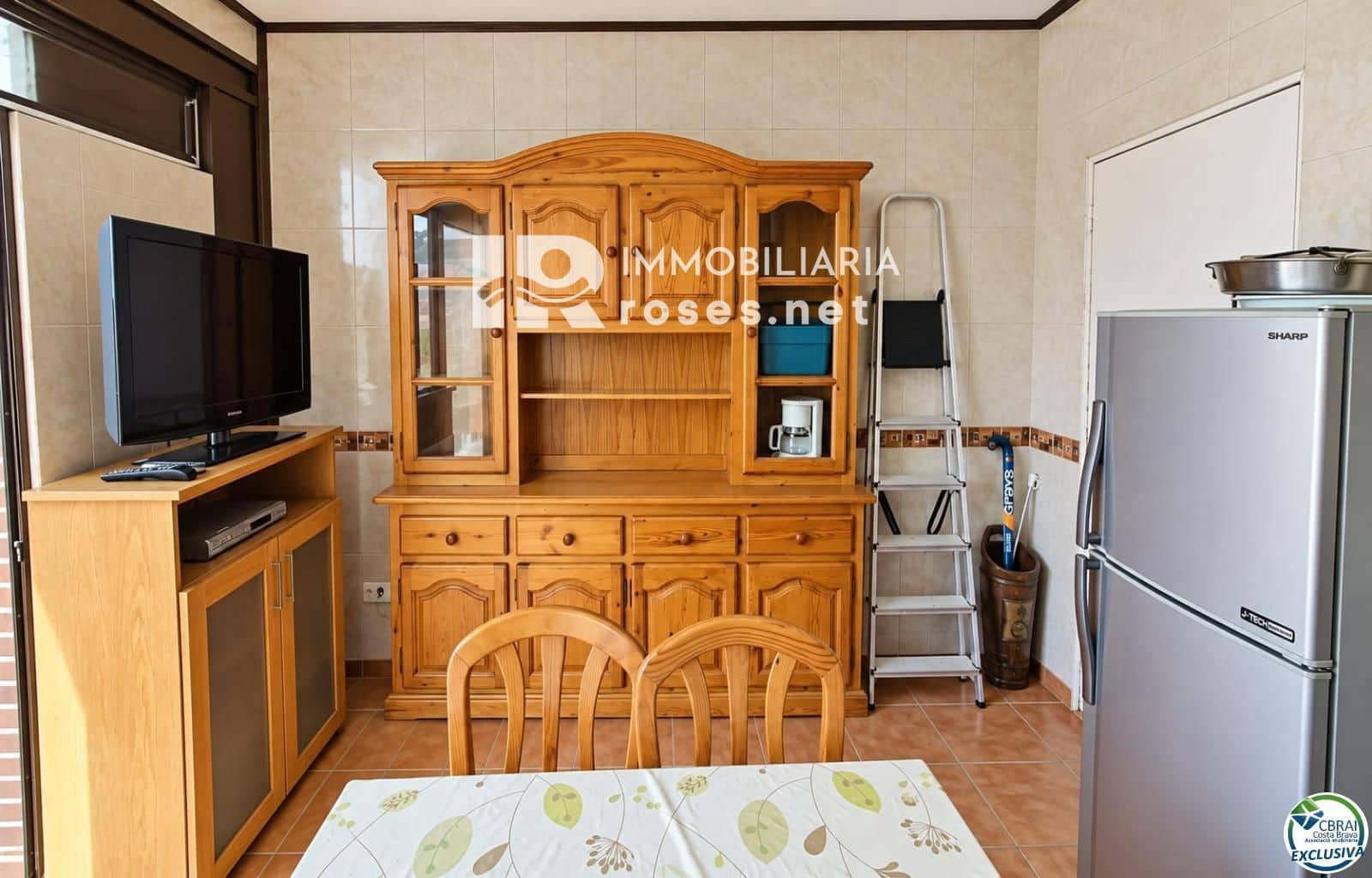 Piso de 3 habitaciones en Roses en venta con piscina garaje - 340.000 € (Ref: 10100553)