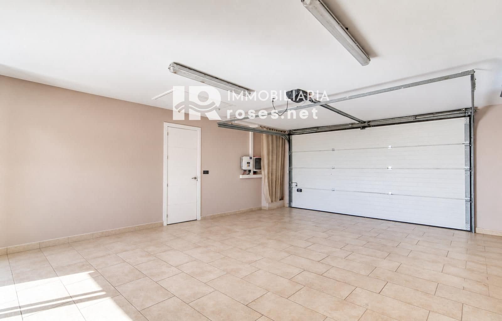 3 makuuhuone Huvila myytävänä paikassa Palau-saverdera mukana uima-altaan 
autotalli - 1 095 000 € (Ref: 10100555)