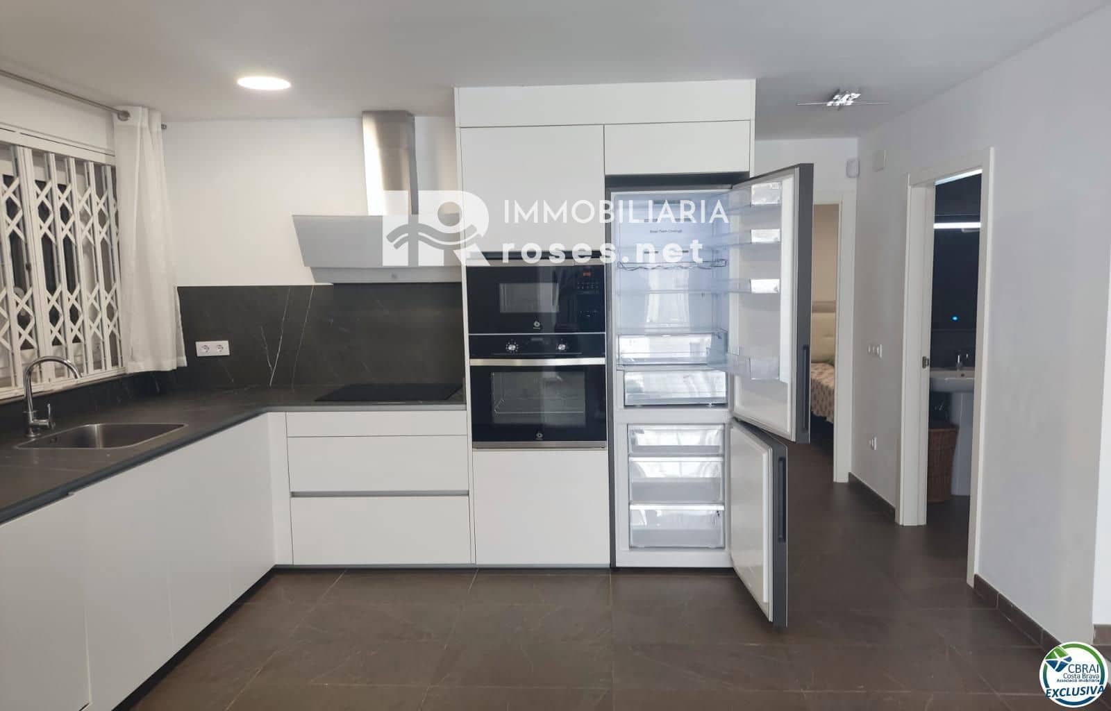 3 makuuhuone Huvila myytävänä paikassa Empuriabrava mukana uima-altaan 
autotalli - 475 000 € (Ref: 10111879)