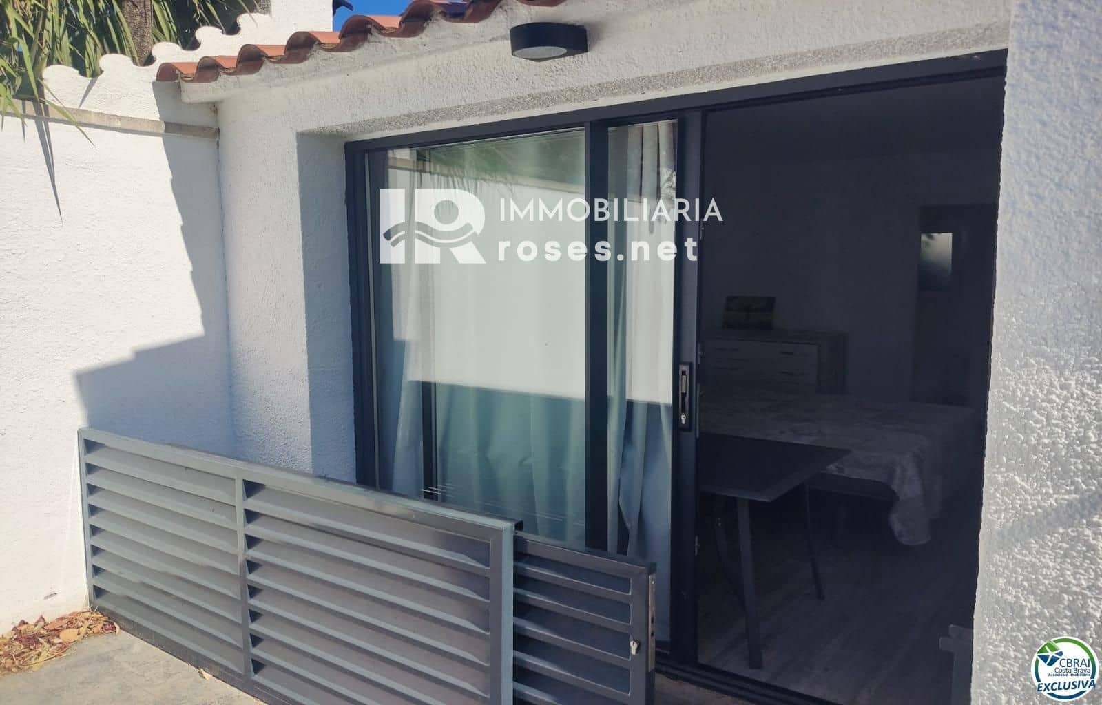 3 makuuhuone Huvila myytävänä paikassa Empuriabrava mukana uima-altaan 
autotalli - 475 000 € (Ref: 10111879)