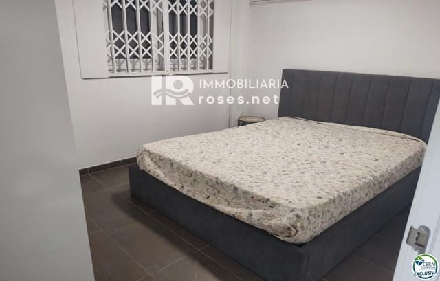3 makuuhuone Huvila myytävänä paikassa Empuriabrava, Castelló d'Empúries mukana uima-altaan 
autotalli - 475 000 € (Ref: 10111879)