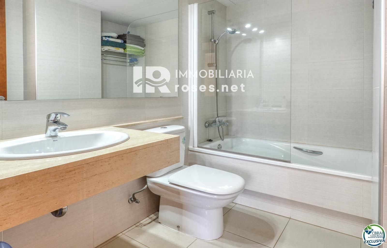 2 sovrum Lägenhet till salu i Roses med pool garage - 365 000 € (Ref: 10130175)