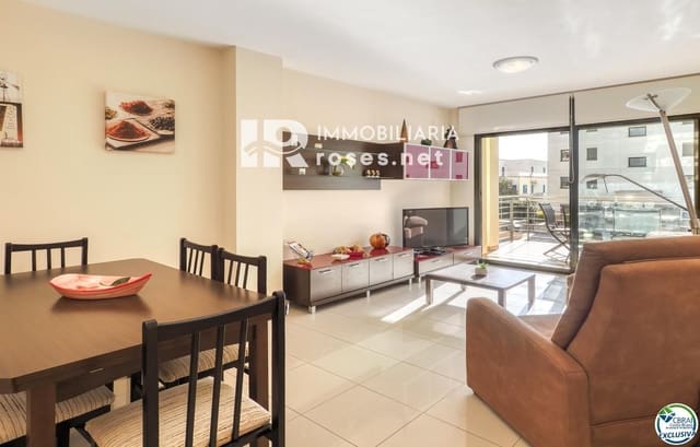 2 sovrum Lägenhet till salu i Santa Margarida, Roses med pool garage - 365 000 € (Ref: 10130175)