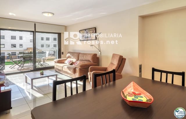 2 sovrum Lägenhet till salu i Santa Margarida, Roses med pool garage - 365 000 € (Ref: 10130175)