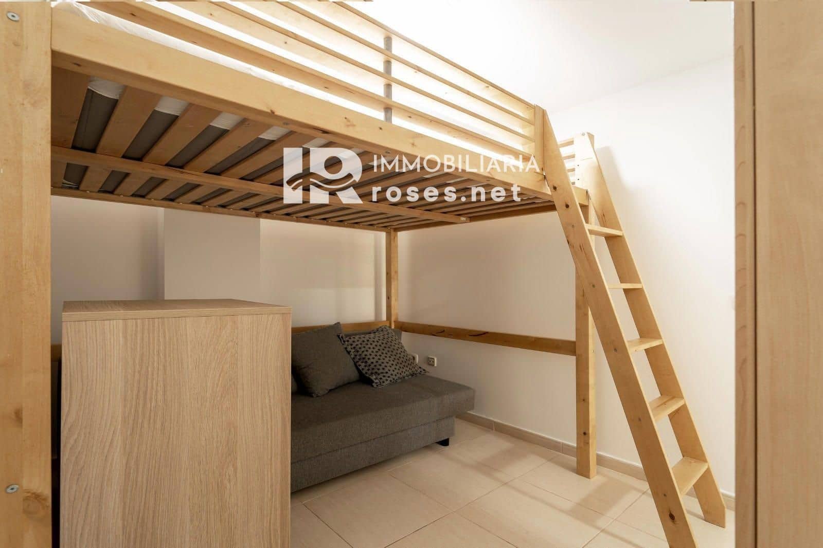 3 makuuhuone Asunto myytävänä paikassa Santa Margarida mukana uima-altaan - 169 000 € (Ref: 10130176)