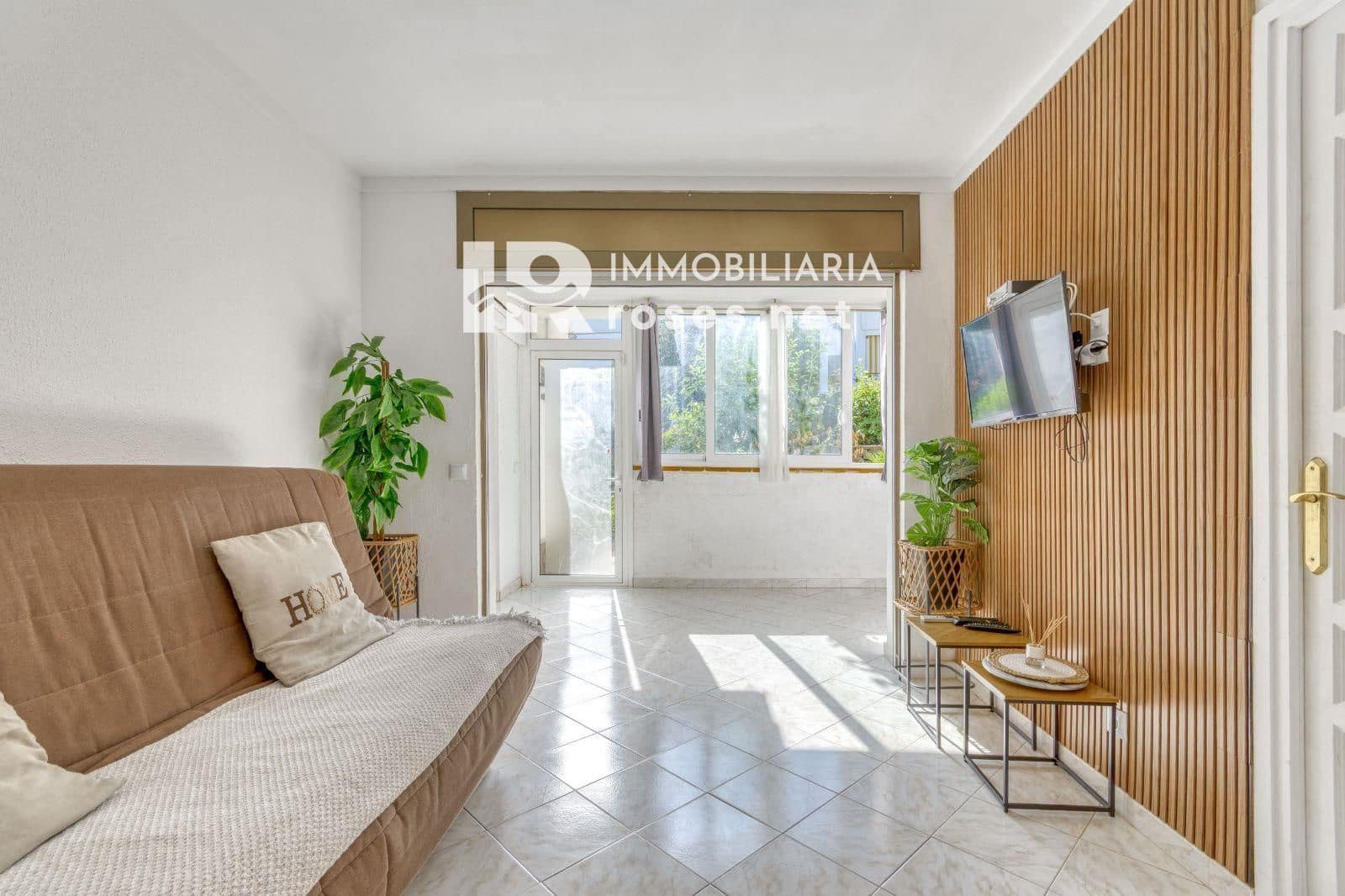 1 chambre Appartement à vendre à Roses avec piscine garage - 139 500 € (Ref: 10132051)
