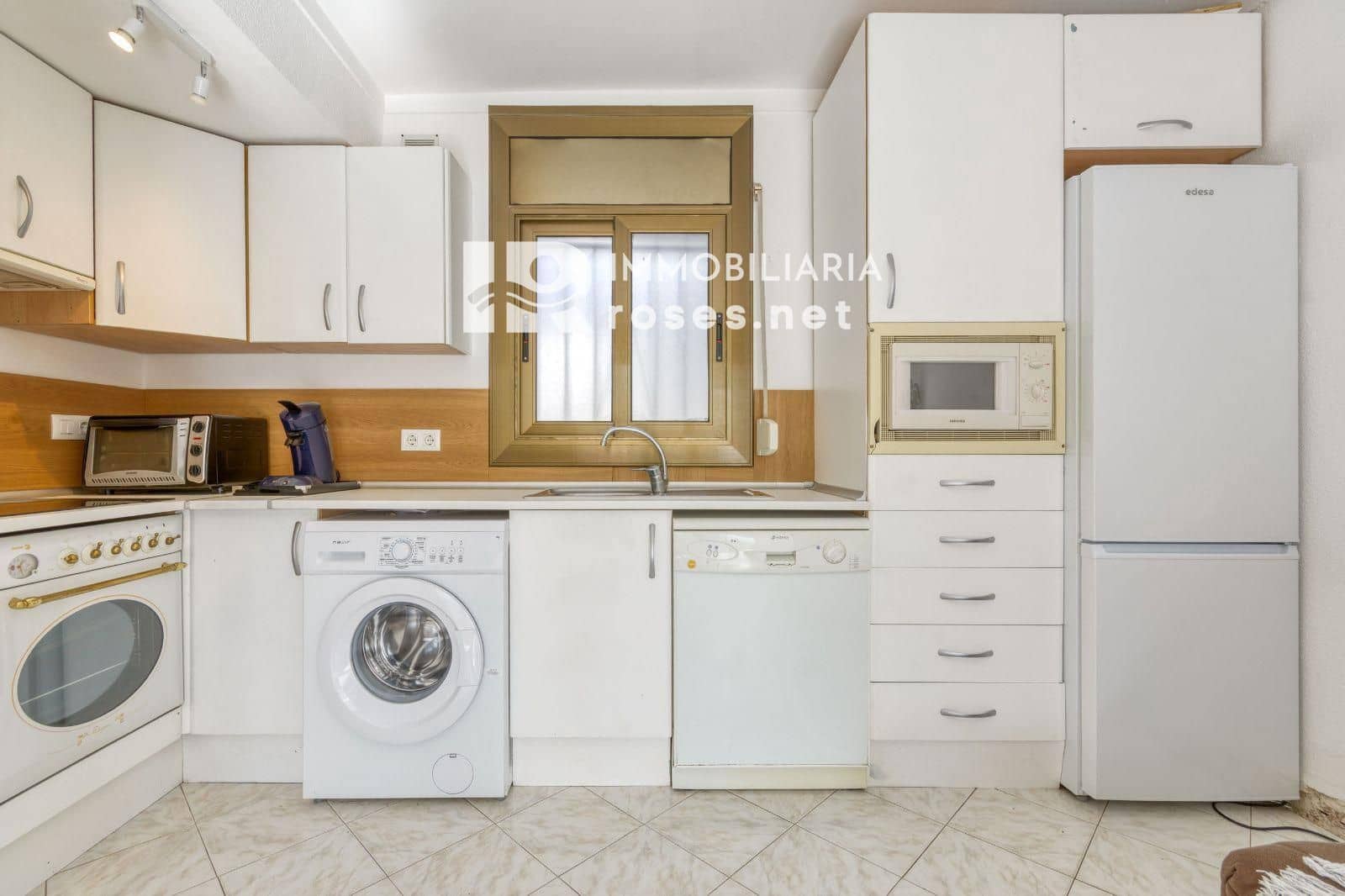 1 chambre Appartement à vendre à Roses avec piscine garage - 139 500 € (Ref: 10132051)
