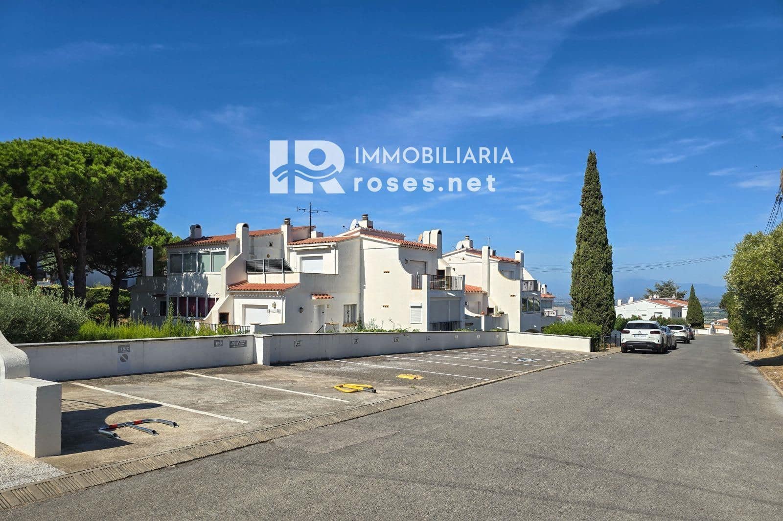 1 chambre Appartement à vendre à Roses avec piscine garage - 139 500 € (Ref: 10132051)