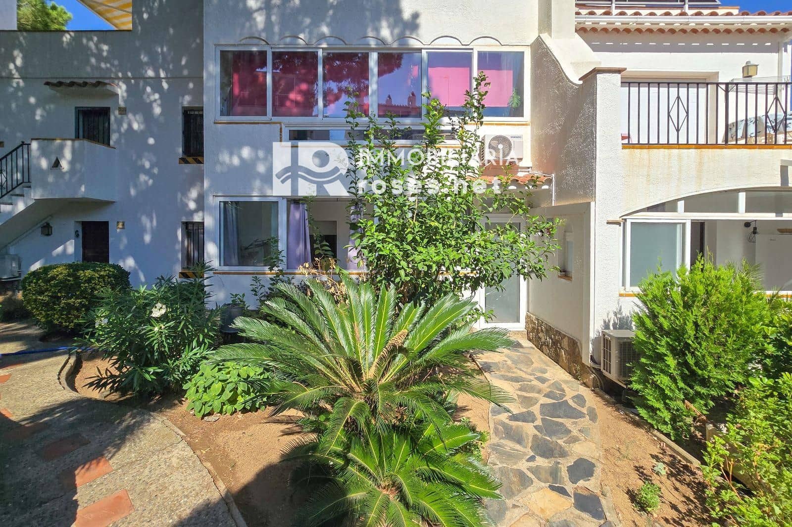 1 chambre Appartement à vendre à Roses avec piscine garage - 139 500 € (Ref: 10132051)