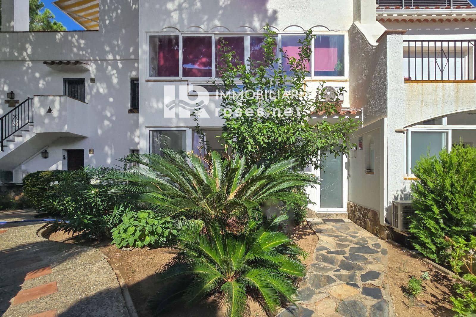 1 chambre Appartement à vendre à Roses avec piscine garage - 139 500 € (Ref: 10132051)