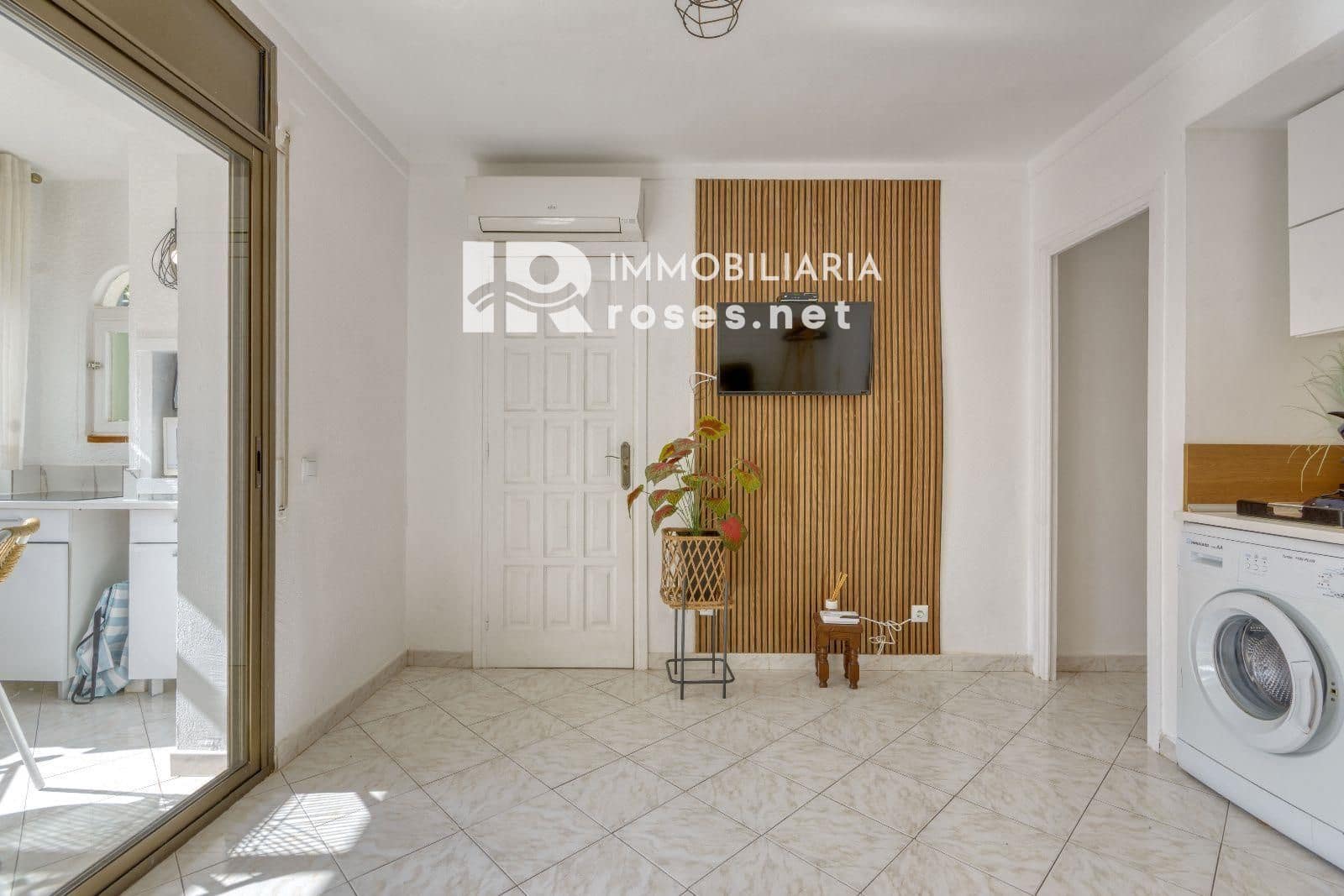 1 Zimmer Wohnung zu verkaufen in Roses mit Pool Garage - 139.500 € (Ref: 10133499)
