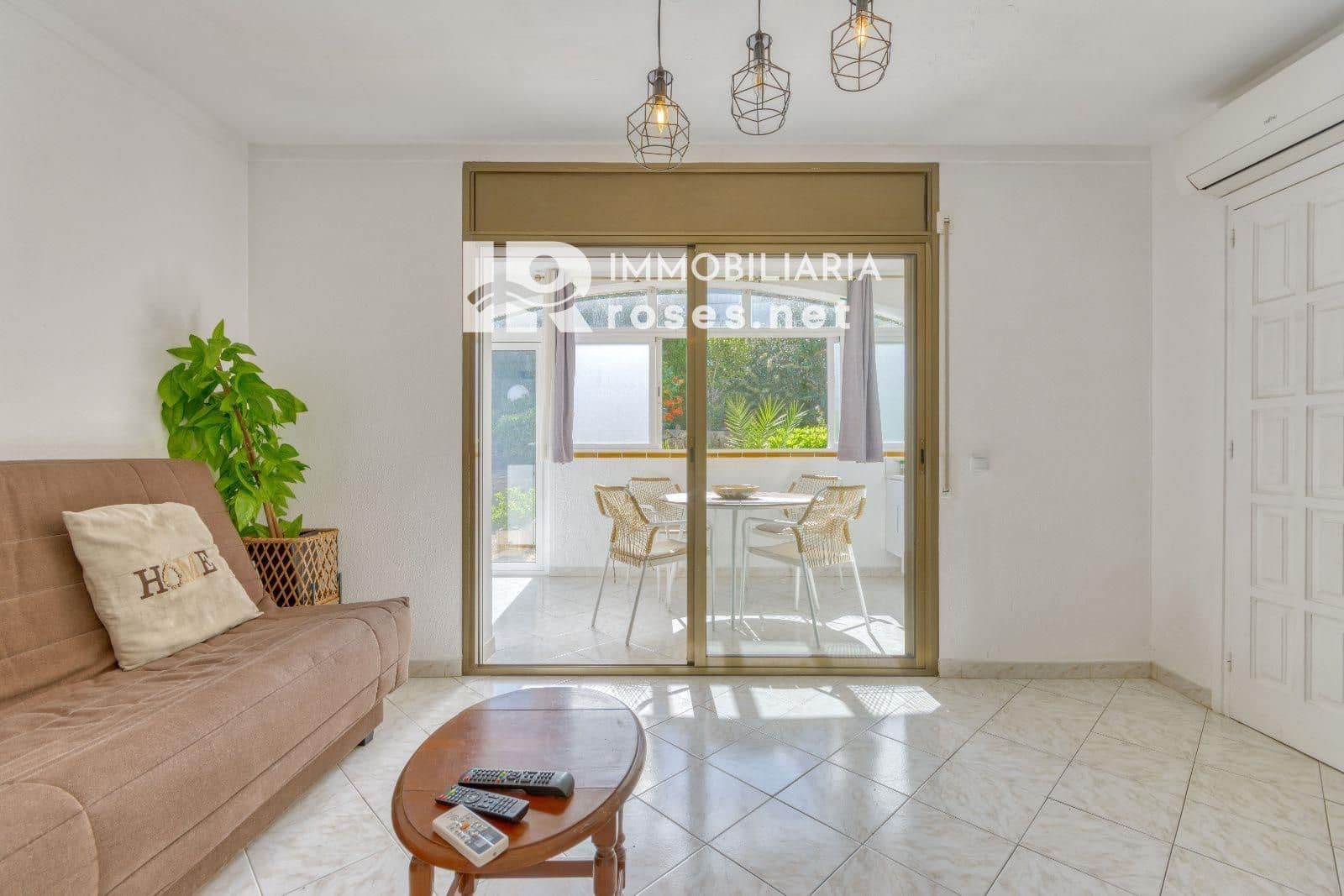 1 Zimmer Wohnung zu verkaufen in Roses mit Pool Garage - 139.500 € (Ref: 10133499)