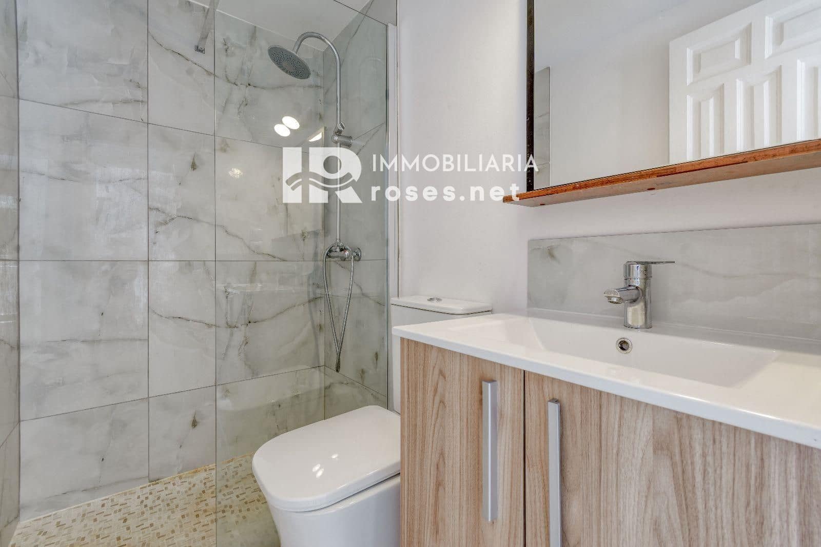 1 Zimmer Wohnung zu verkaufen in Roses mit Pool Garage - 139.500 € (Ref: 10133499)