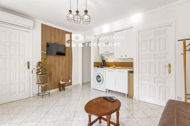 1 Zimmer Wohnung zu verkaufen in Roses mit Pool Garage - 139.500 € (Ref: 10133499)