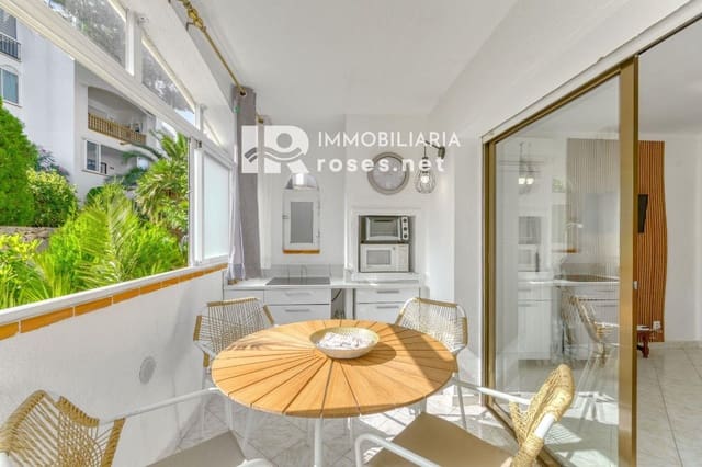 1 Zimmer Wohnung zu verkaufen in Roses mit Pool Garage - 139.500 € (Ref: 10133499)
