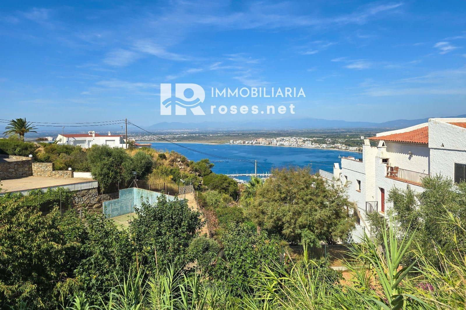 1 Zimmer Wohnung zu verkaufen in Roses mit Pool Garage - 139.500 € (Ref: 10133499)
