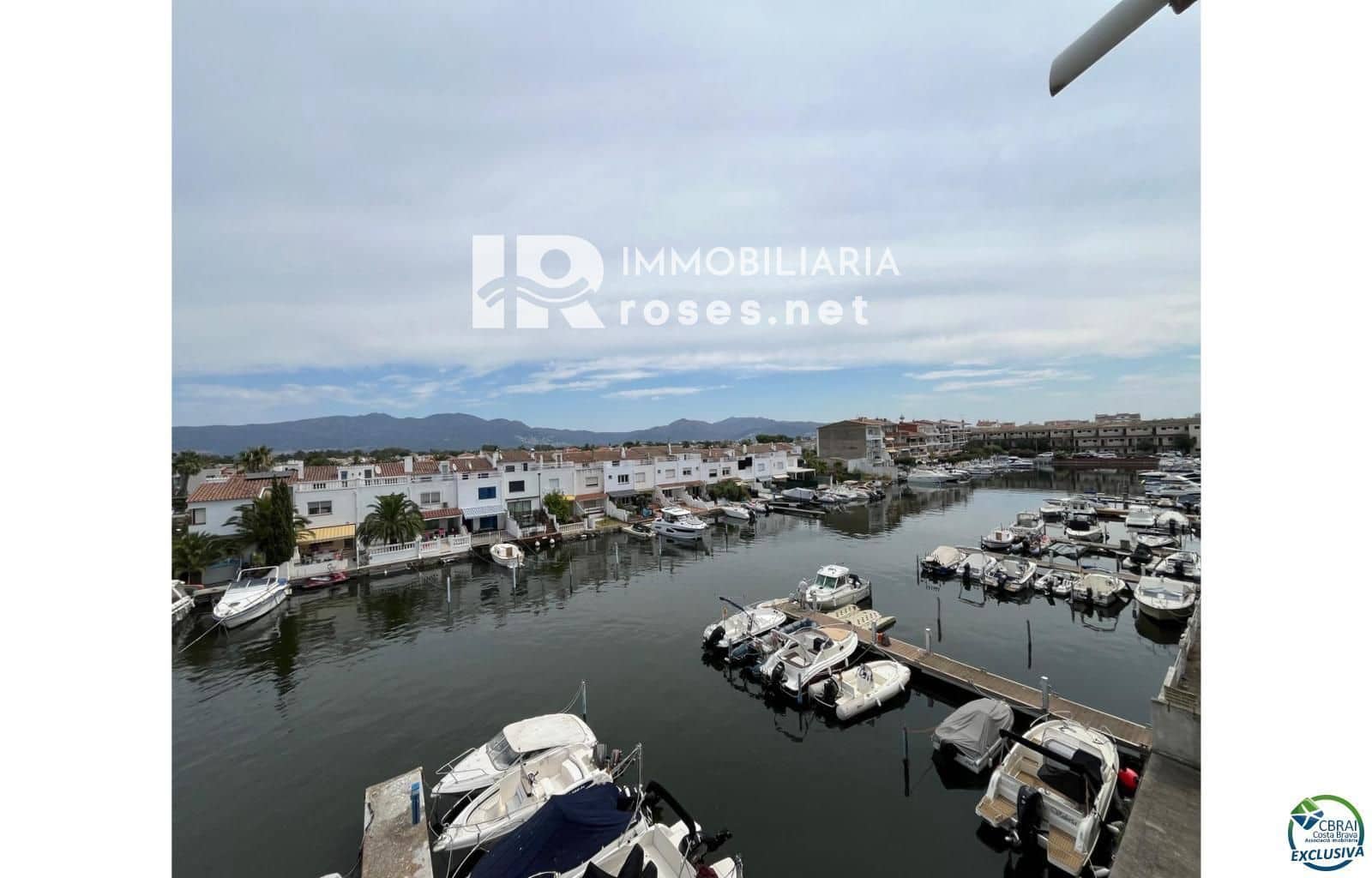 Flat for sale in Empuriabrava - € 169,000 (Ref: 10136324)