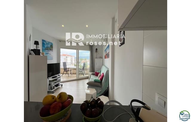 Flat for sale in Empuriabrava, Castelló d'Empúries - € 169,000 (Ref: 10136324)