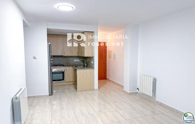 2 bedroom Flat for sale in Figueres - € 135,000 (Ref: 10136325)