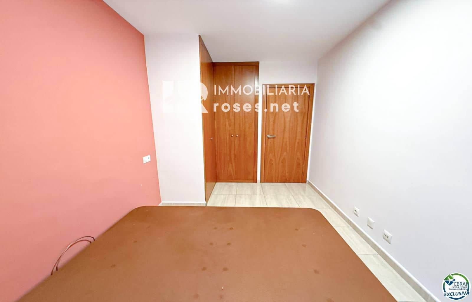 2 bedroom Flat for sale in Figueres - € 135,000 (Ref: 10136325)
