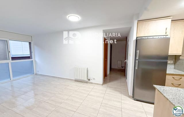 2 bedroom Flat for sale in Figueres - € 135,000 (Ref: 10136325)