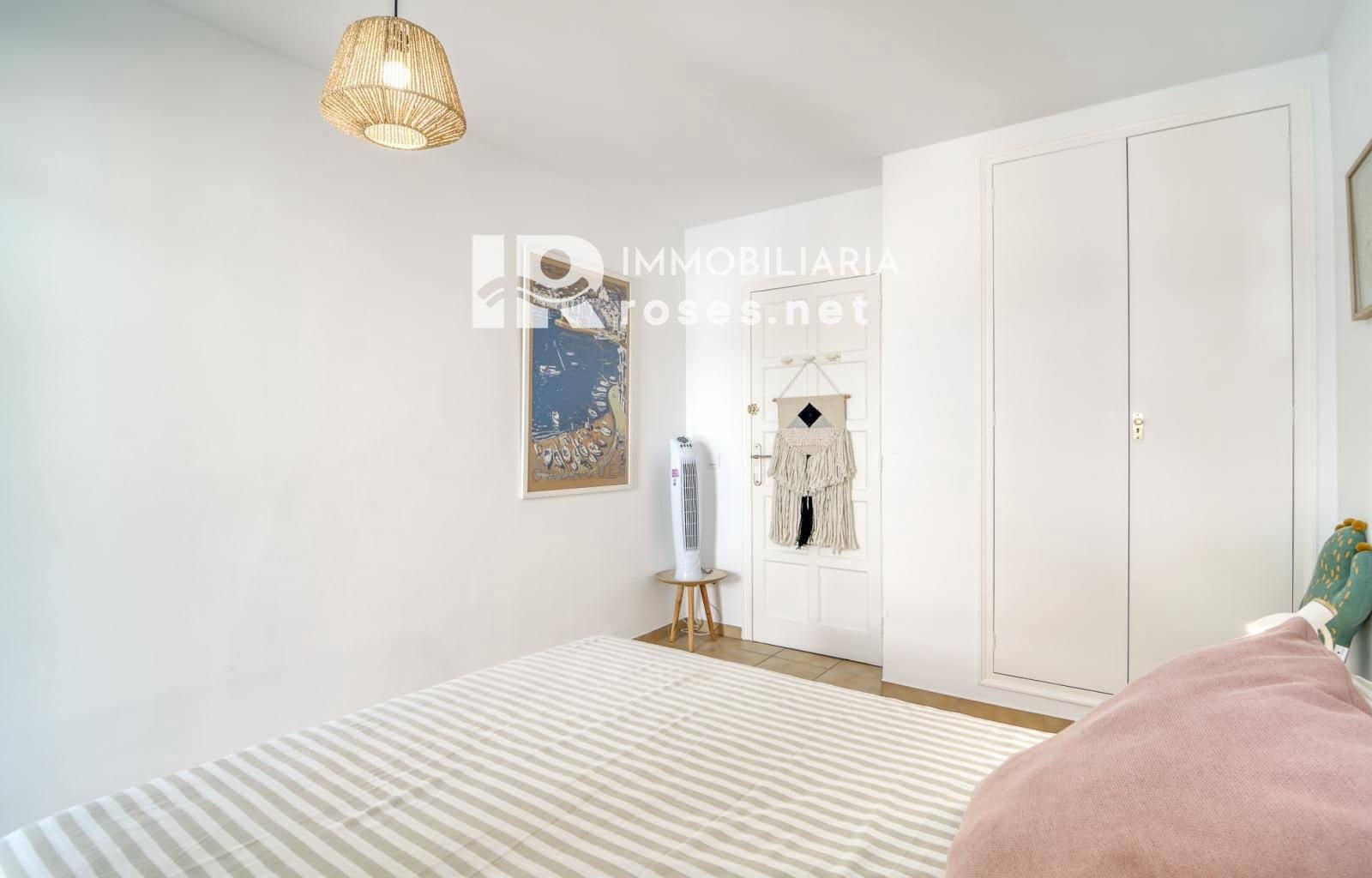 2 bedroom Flat for sale in Roses - € 169,500 (Ref: 10140050)