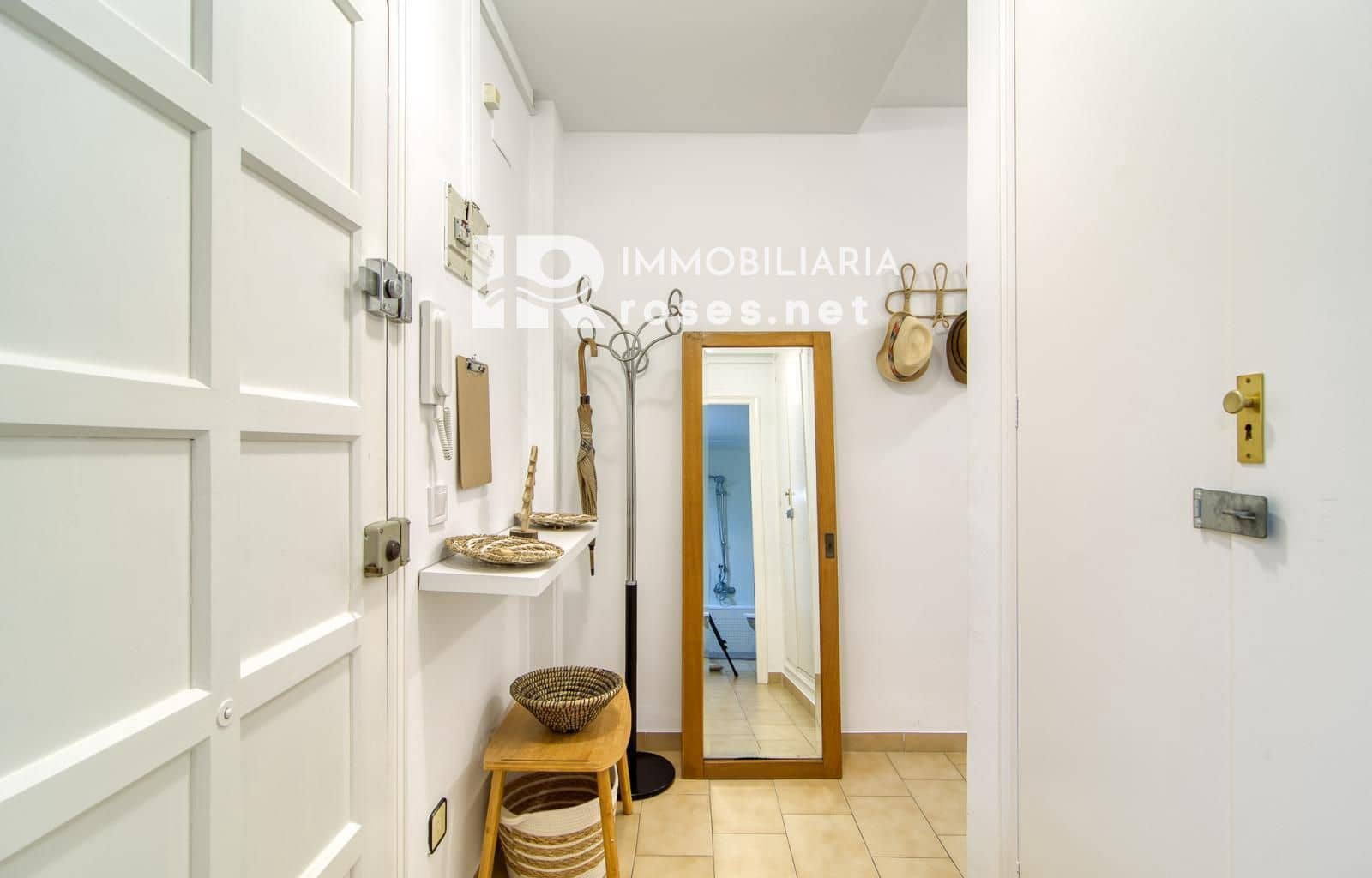 2 bedroom Flat for sale in Roses - € 169,500 (Ref: 10140050)