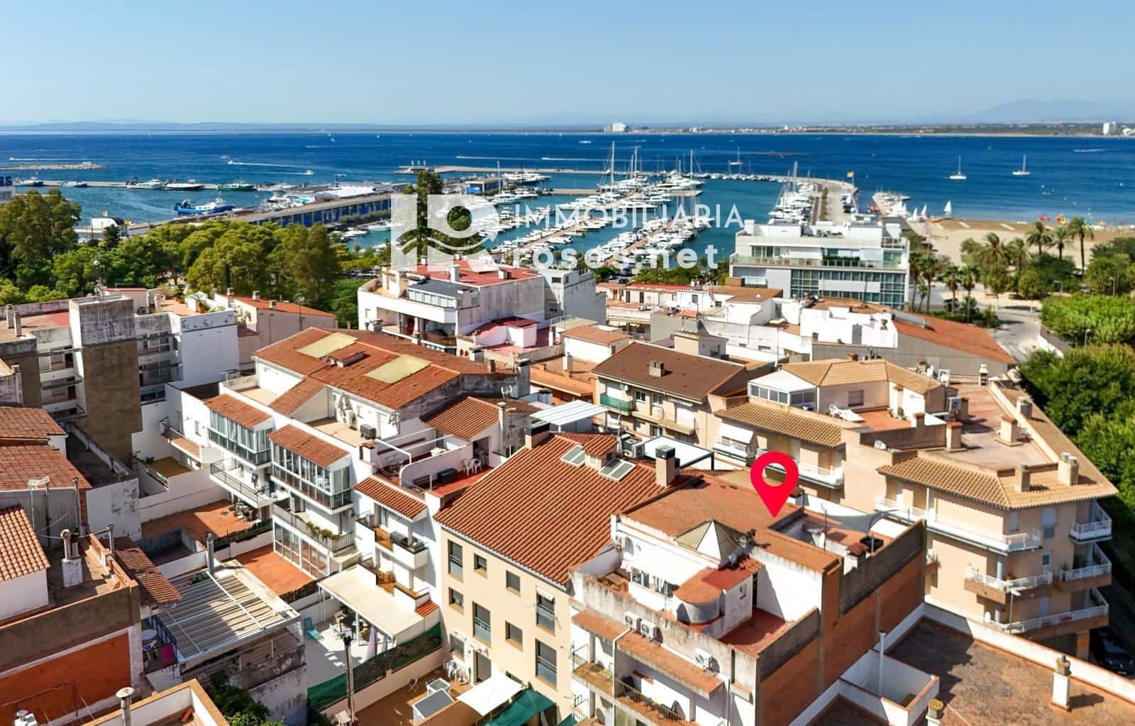 2 bedroom Flat for sale in Roses - € 169,500 (Ref: 10140050)