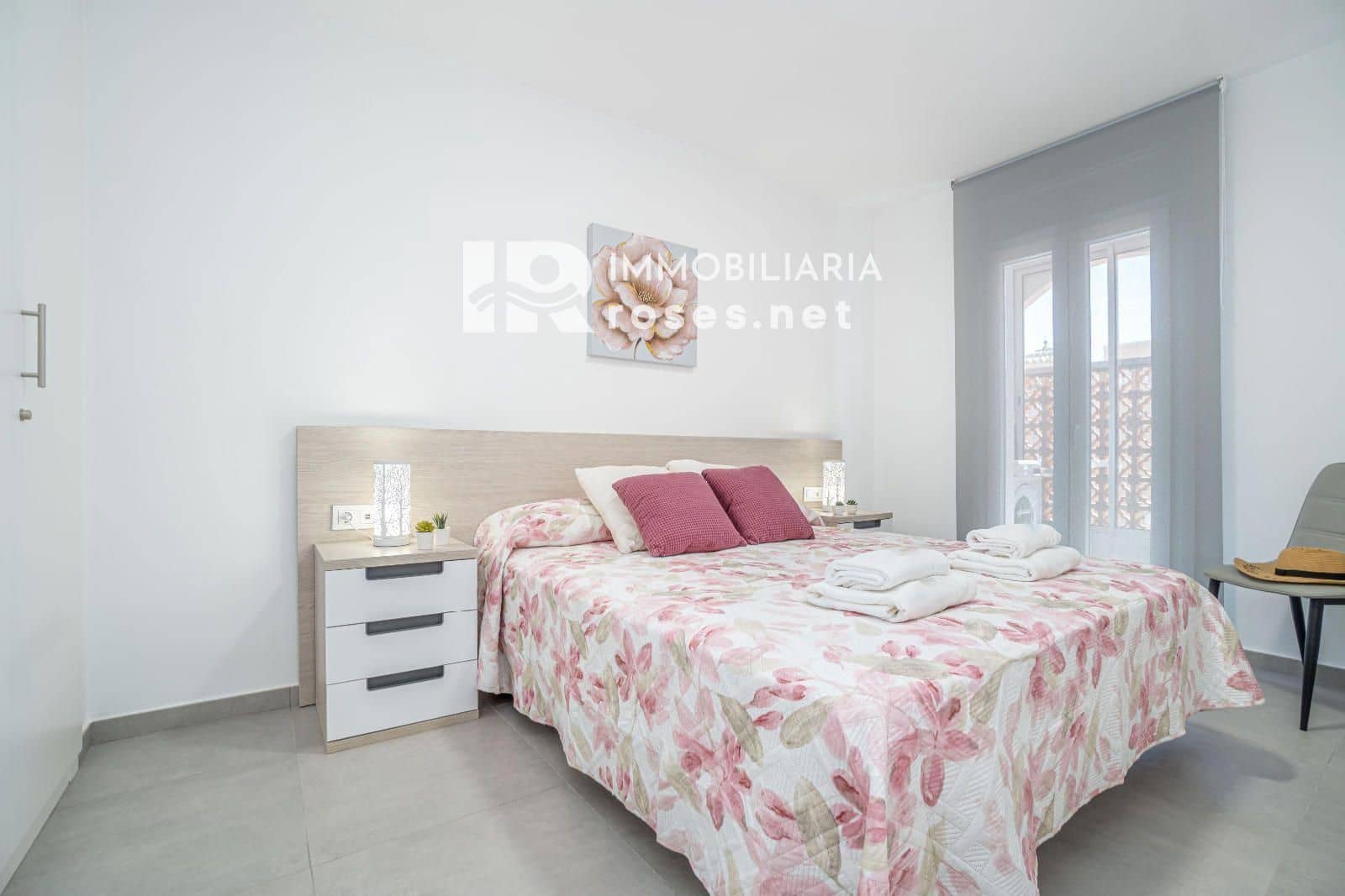 2 slaapkamer Flat te koop in Empuriabrava met zwembad - € 257.000 (Ref: 10155570)