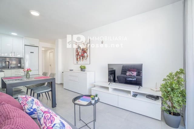 2 slaapkamer Flat te koop in Empuriabrava, Castelló d'Empúries met zwembad - € 257.000 (Ref: 10155570)