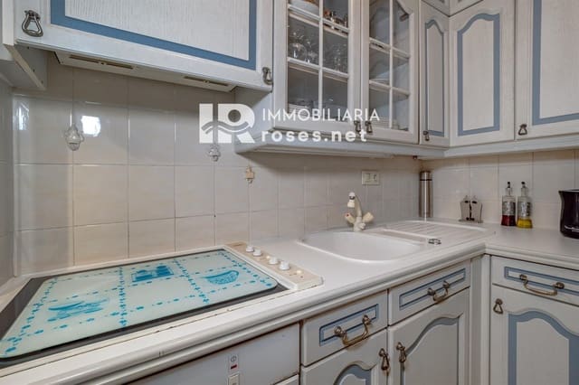 3 soverom Villa til salgs i Empuriabrava, Castelló d'Empúries med svømmebasseng garasje - € 460 000 (Ref: 10158127)