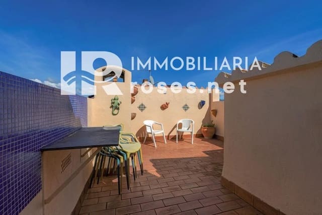 2 slaapkamer Flat te koop in Empuriabrava, Castelló d'Empúries met zwembad - € 188.000 (Ref: 10159765)