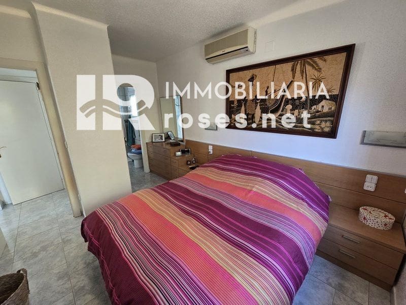 2 Zimmer Villa zu verkaufen in Empuriabrava mit Pool Garage - 495.000 € (Ref: 10169348)
