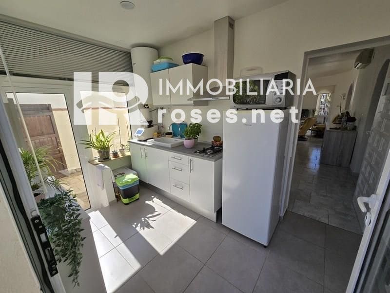 2 Zimmer Villa zu verkaufen in Empuriabrava mit Pool Garage - 495.000 € (Ref: 10169348)