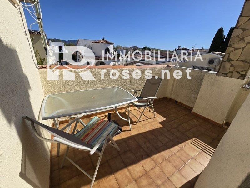 2 Zimmer Villa zu verkaufen in Empuriabrava mit Pool Garage - 495.000 € (Ref: 10169348)