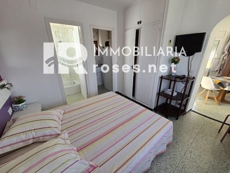 2 Zimmer Villa zu verkaufen in Empuriabrava mit Pool Garage - 495.000 € (Ref: 10169348)
