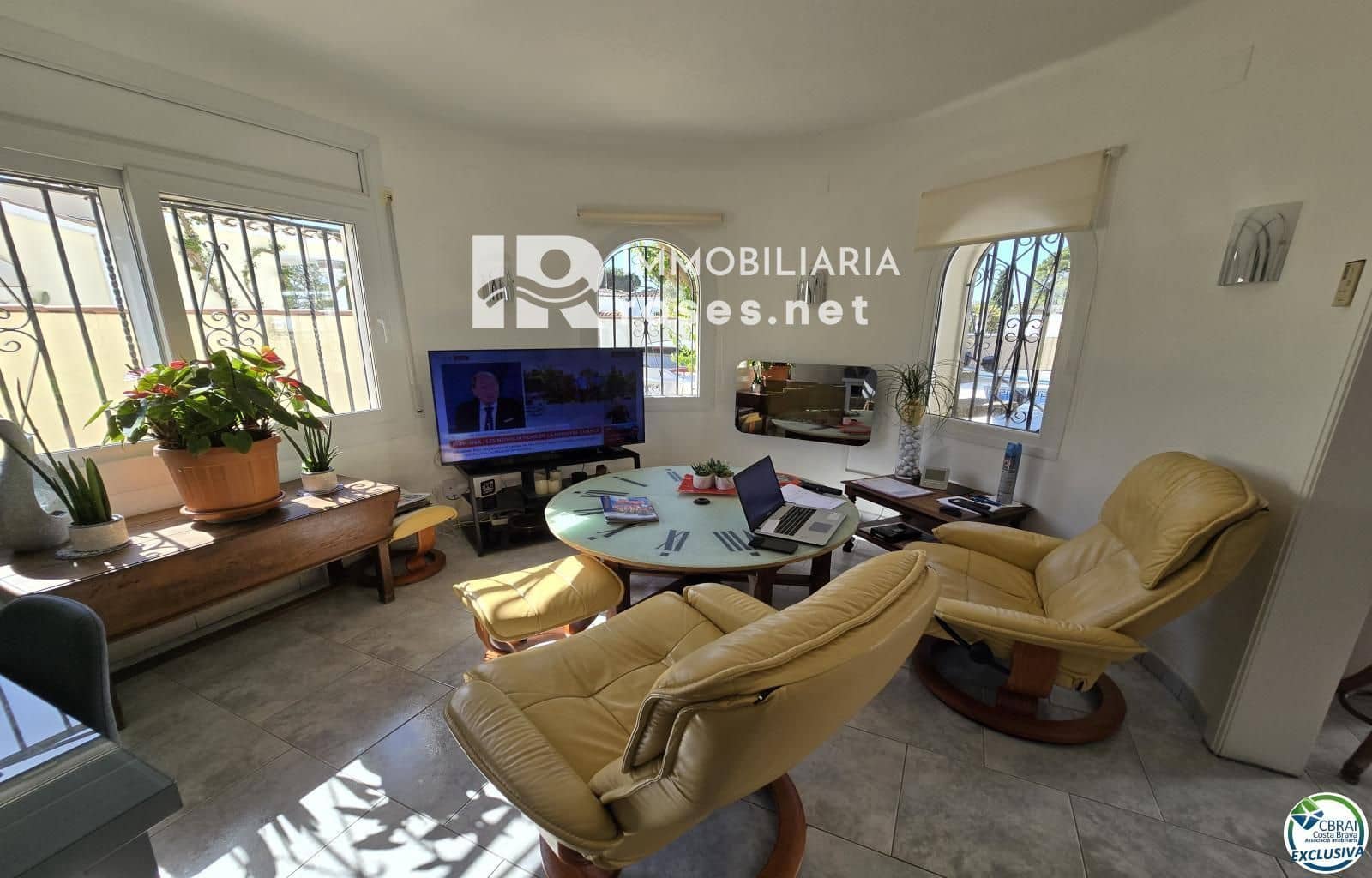2 Zimmer Villa zu verkaufen in Empuriabrava mit Pool Garage - 495.000 € (Ref: 10169348)