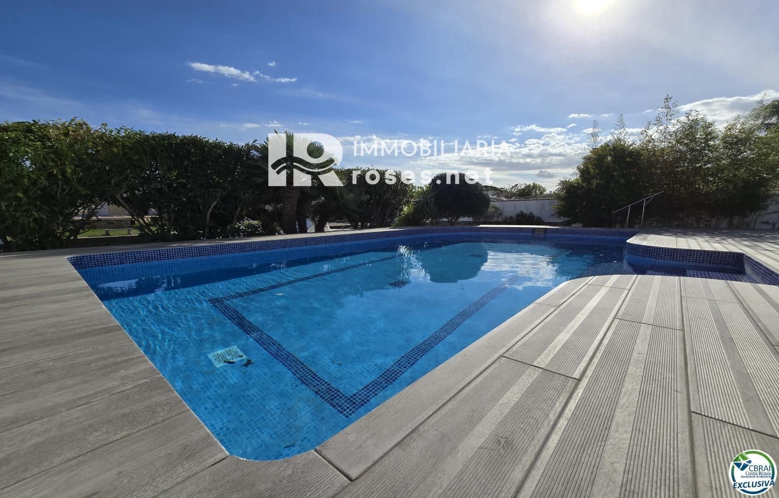 3 sovrum Villa till salu i Empuriabrava med pool garage - 849 000 € (Ref: 10185465)