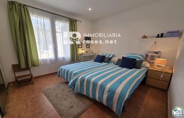 3 bedroom Villa for sale in Empuriabrava, Castelló d'Empúries with pool garage - € 849,000 (Ref: 10185465)